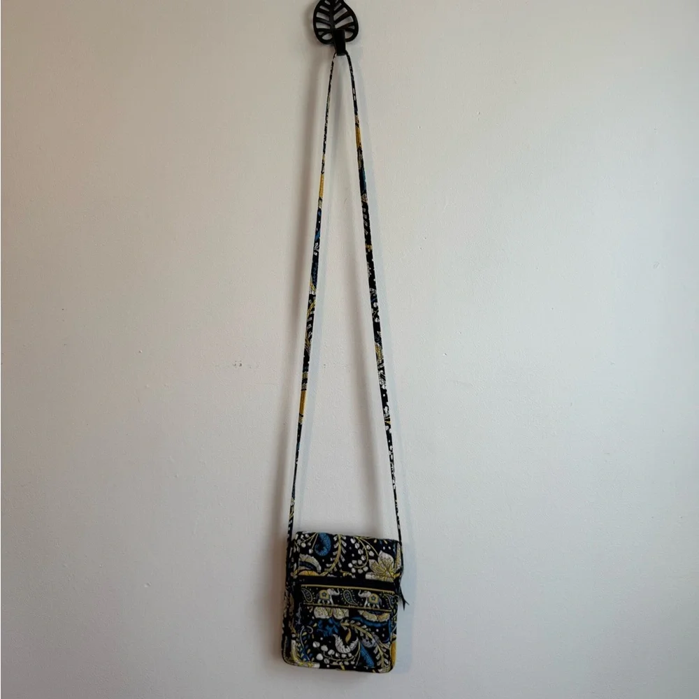 Vera‎ Bradley Floral Patterned Crossbody Bag